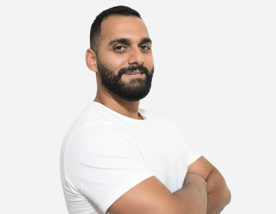 Charbel Rizk — Copywriter